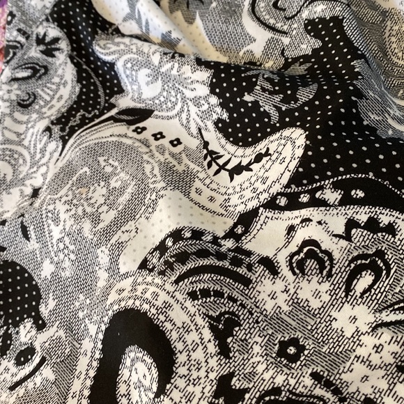 VOIR VOIR BLACK AND WHITE PRINT DRESS PULL OVER WITH HIGH LOW HEM SIZE L - Picture 5 of 8